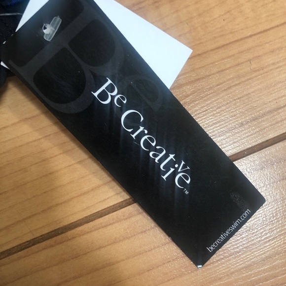 NWT “BE CREATIVE” MODELE Swimsuit Bottoms (Msrp $50) Blue Floral - Picture 4 of 4